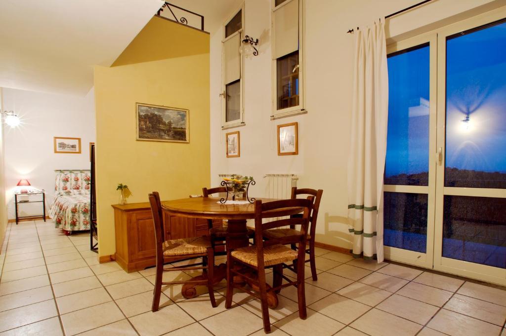 Agriturismo Valle Siriaca Castelnuovo Di Porto Cameră foto